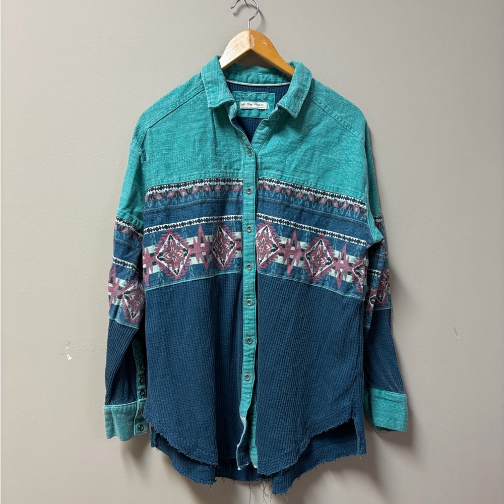 Free People Badlands Western Print Denim Mix Shirt Button Down Size Small Aztec